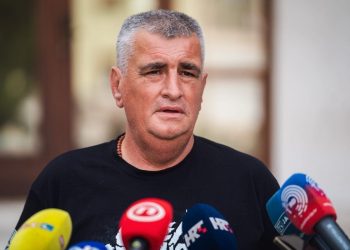 Gradonačelnik Sinja Miro Bulj čestitao početak nove školske godine: “Želim da svaki njihov školski dan bude ispunjen osmijehom i novim otkrićima”