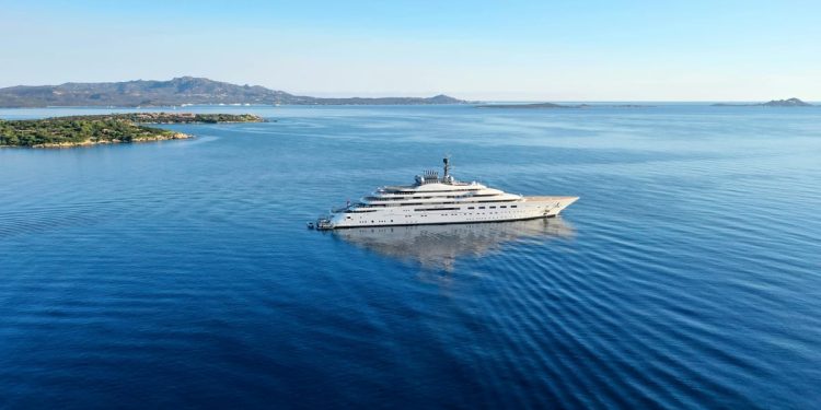 Grčka uvodi poreze na kruzere, a bit će tu i još mjera “protiv” pretjeranog turizma!