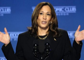 Harris naziva Trumpa ‘jednim od najvećih gubitnika ikada’ tijekom govora o ekonomiji na ključnom bojnom polju