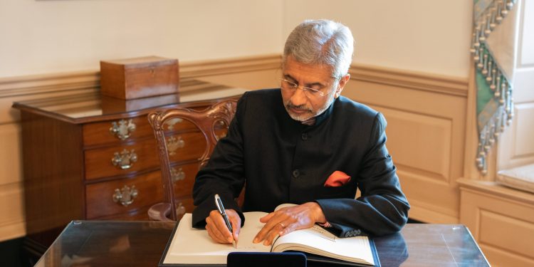 Indijski šef diplomacije: Prolazimo kroz tešku fazu s Kinom, ali u nešto zajedno vjerujemo