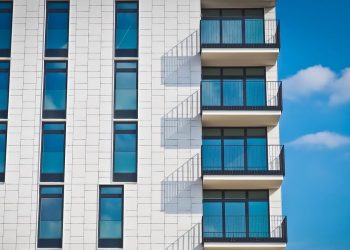 Inicijativa “Stanari zajedno” traži zakonsku “deapartmanizaciju” stambenih zgrada