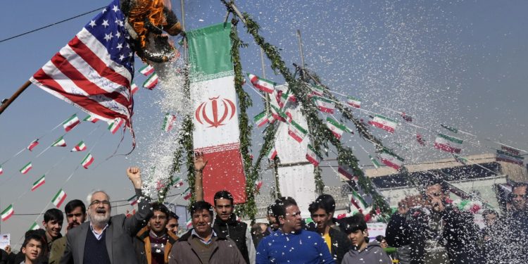 Iran optužio Zapad za prevaru: ‘Obećali smo im ne napasti Izrael, grubo su nas izigrali’