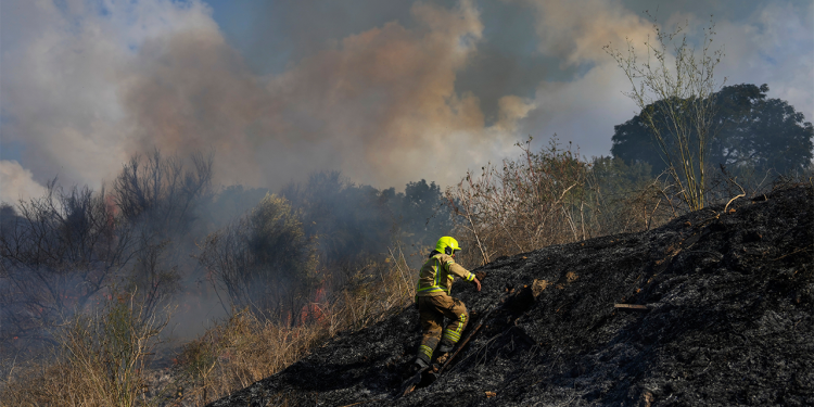 Izrael gađan raketama dugog dometa iz Jemena, 40 projektila iz Libanona u ranim jutarnjim napadima