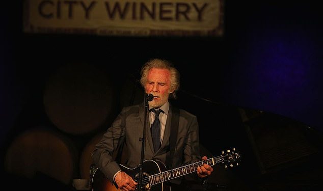 JD Souther preminuo u 78. godini: pjevač i tekstopisac koji je napisao hitove za The Eagles i Lindu Ronstadt preminuo je u svom domu u Novom Meksiku