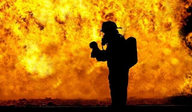 KAOS KOD LJUBINJA Automobili su prolazili kroz plamen, cesta prema Stocu zatvorena