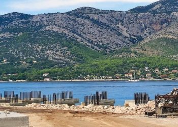 KORČULA Nastavljaju se radovi na novoj luci