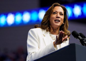 Kamala Harris dodaje pravila na web-stranicu kampanje koja parališe Trumpa na Projekt 2025