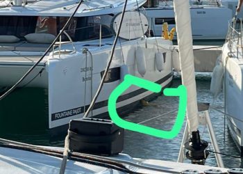 Katamaran usred marine Bibinje-Sukošan koja je otvorena za kupače, izbacio fekalije!