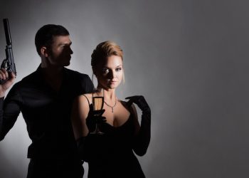 Kineska špijunska agencija upozorava mlade da ne padaju na lijep izgled — RT World News