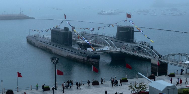 Kineski dužnosnici prikrivaju potonuće najnovije podmornice na nuklearni pogon vezane za mol