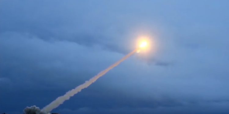 Koje promjene Rusija unosi u svoju nuklearnu doktrinu? — RT Rusija i bivši Sovjetski Savez