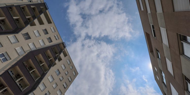 Koliko je godišnjih plaća u Hrvatskoj potrebno za pristojan dom od 70 kvadrata? Lošiji smo od prosjeka, ali…