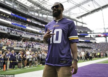 Kuća NBA zvijezde Mikea Conleya s 10 milijuna dolara provaljena je dok je bio na utakmici Vikingsa