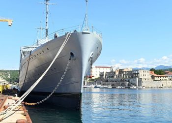 MOJ GALEBE I dalje rastu troškovi rekonstrukcije bivšeg Titovog broda, a zakupca nigdje!