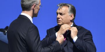 Mađarska ima ‘rješenje’ za migrante: ‘Autobusi su spremni’