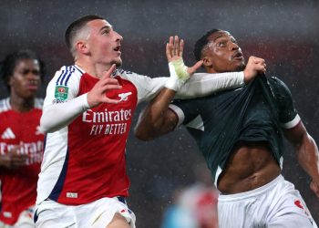 Maldini Kacurra, Albanac u Arsenalu u ime Paola