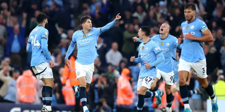 Manchester City 2-2 Arsenal – Premier League: rezultati uživo, vijesti o momčadi i novosti dok John Stones postiže izjednačujući pogodak u 98. minuti u uzbudljivom okršaju za naslov