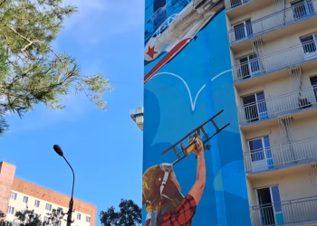 Mariupolj ima novo, moderno ruho: obnova je u punom jeku, a ruske zastave vijore svugdje