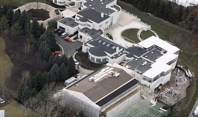 Michael Jordan je KONAČNO pronašao kupca za svoju vilu u Chicagu vrijednu 15 milijuna dolara – nakon što je 12 GODINA pokušavao prodati napuštenu imovinu