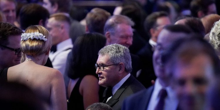 Milijarder filantrop želi da njegova mreža nevladinih organizacija ‘naoruža’ njihovu taktiku