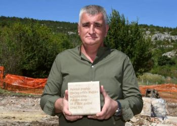 Miro Bulj: “Neka HDZ organizira izložbu Srpskog vijeća u svojim prostorijama”