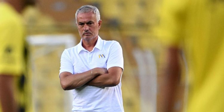 Mourinho: “Reprezentacija? Ne sada, u punoj sam snazi. Osimhen jak, ali…”