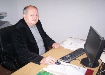 NE JEDNU, NEGO DVIJE Direktor Centra za socijalni rad zaposlio kćerke prije odlaska u mirovinu