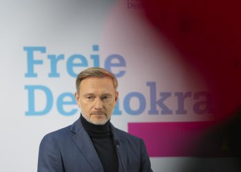 Njemačka vladajuća koalicija stala je na rubu ponora – za sada – RT World News