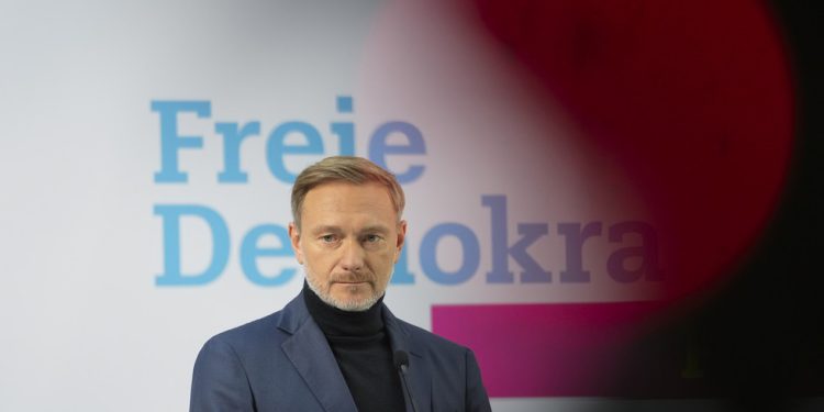 Njemačka vladajuća koalicija stala je na rubu ponora – za sada – RT World News