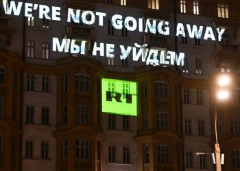 Njemački par uhićen zbog ‘ilegalnih’ emisija RT-a — RT World News