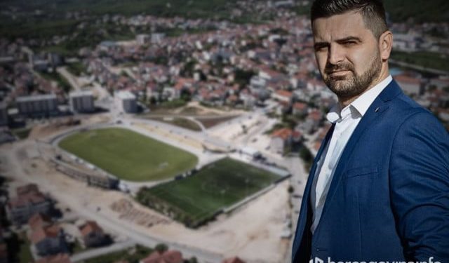 OBEĆANO I ISPUNJENO U POSUŠJU Vodovodna mreža i autobusni kolodvor na čekanju, novac se slijeva u HŠK Posušje