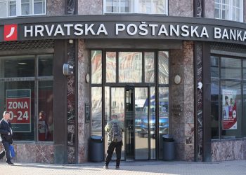 Od 1. listopada naša velika banka u ponudu uvodi novi štedni proizvod s atraktivnom kamatom