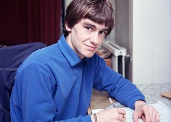 Omiljeni australski glazbenik dobitnik nagrade ARIA koji je bio u prvom velikom rock bendu u zemlji umire u 76. godini