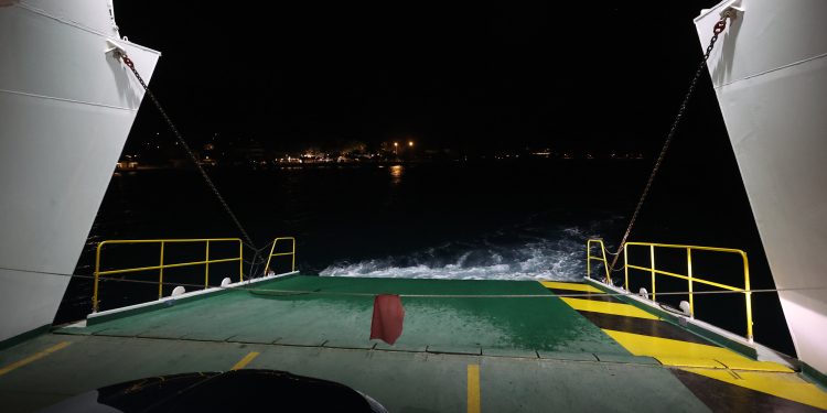 Opet pala rampa na trajektu Jadrolinije, putnici izbezumljeni: ‘Garaža se napunila morem’