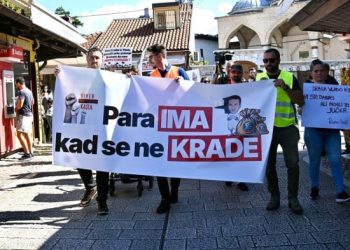 PRIPREMAJU KOLEKTIVNU TUŽBU Mladi iz Sarajeva bore se za veće subvencije za rješavanje stambenog pitanja