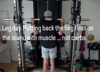 Phillip Schofield otkriva da je izgubio nevjerojatnih 13 funti u samo 10 dana dok je bio na pustom otoku zbog TV povratka, a sada se pokušava vratiti na težinu dok odlazi u teretanu u rijetkoj objavi na Instagramu