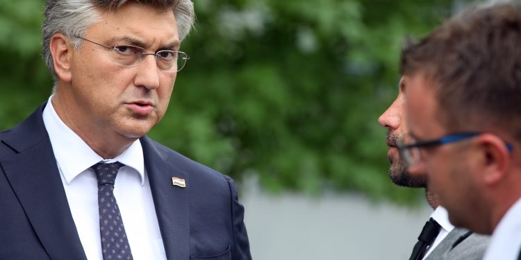 Plenkovića naživciralo jedno pitanje pa prozvao Milanovića: ‘Ovo je već smiješno’