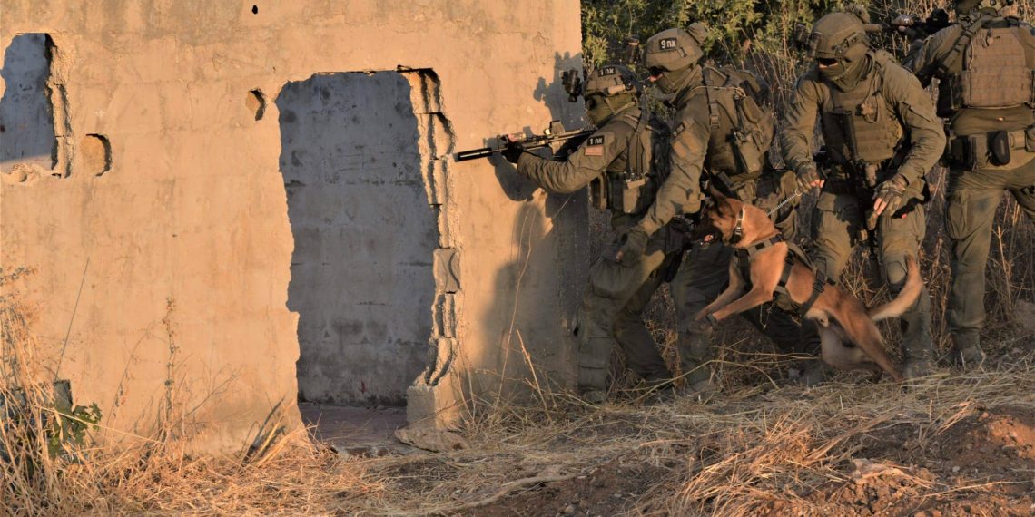 Pogled iznutra na spasilačku jedinicu izraelskih specijalnih snaga koje se bore protiv terorista, spašavaju taoce: ‘Puni o Faudi’