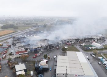 Policija otkrila što je bio uzrok velikog požara skladišta u Osijeku: To je bilo dovoljno