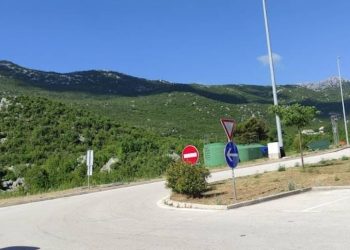 Policija traži svjedoke nesreće na odmorištu kod Omiša!