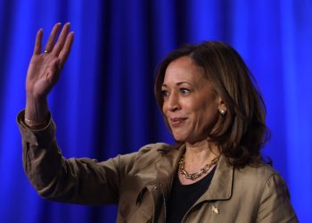 Potpredsjednik Harris iznosi ‘uredan i siguran’ imigracijski plan, vara Trumpa na prvoj graničnoj stanici od imenovanja