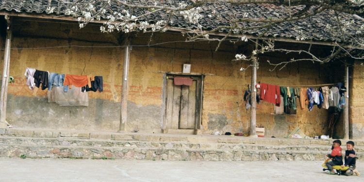 Potresno iskustvo hrvatskog svećenika: ‘Djeca žive na tri zrna graška’