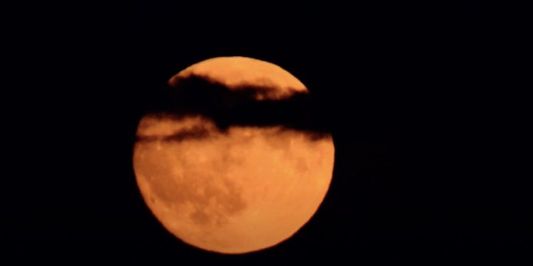 Povijesni znakovi na nebu padaju na ozbiljne datume: Nešto se događa