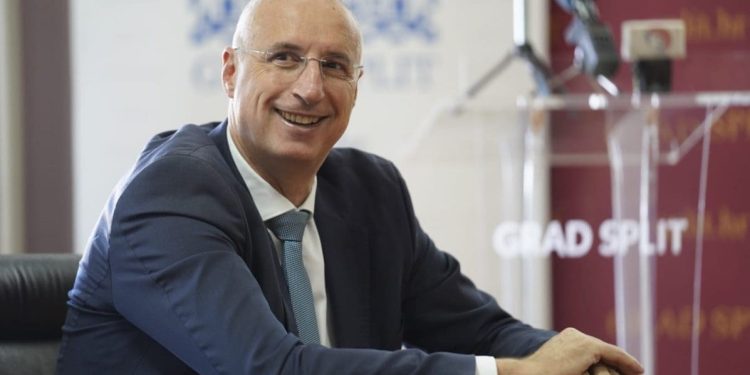 Puljak poslao poruku djeci za prvi dan škole: “Ne dajte da vas drugi plaše”