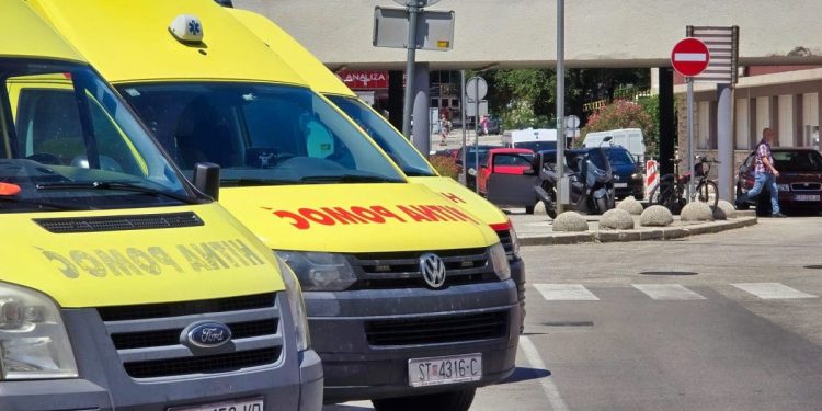 Radnik pao s objekta na gradilištu u Kaštelima, stigle hitna i policija