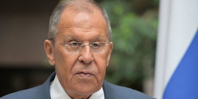 Razgovor o nuklearnom crvenom gumbu ‘neprimjeren’ – Lavrov — RT Rusija i bivši Sovjetski Savez