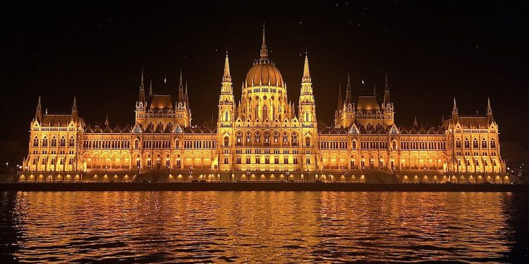 Referendum u Budimpešti o zabrani apartmana