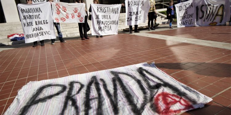 Roditelji mladića ubijenog u zatvoru godinama čekaju pravdu: ‘Izgleda kao da netko nekoga štiti’