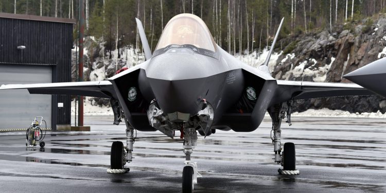 Rulanje po finskim autocestama: evo koliko bi jedan F-35 s atomskom bombom ubio građana Moskve