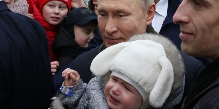 Rusija gura shemu seksa na poslu dok populacijska kriza eskalira